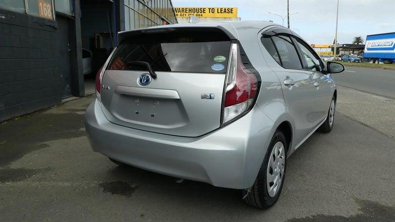 2016 Toyota Aqua S model!PUSH START Carousel 3