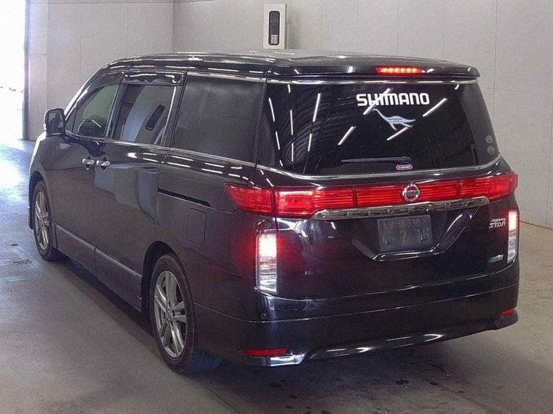 2013 Nissan Elgrand Carousel 1