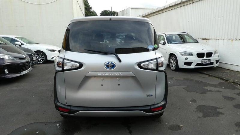 2017 Toyota Sienta Hybrid G 6 Seats!PUSH START! Carousel 3