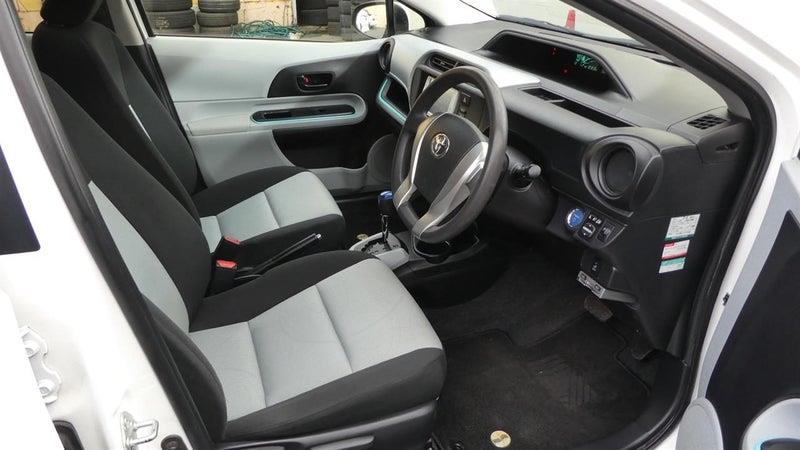 2013 Toyota Aqua S PUSH START Carousel 9