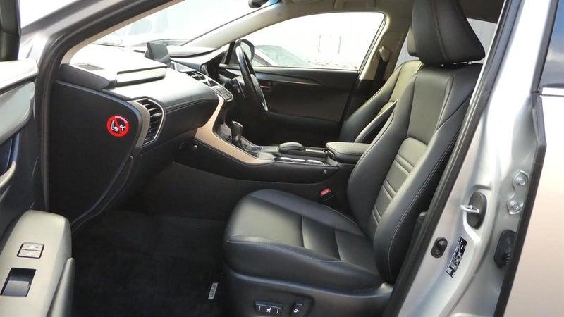 2016 Lexus NX 300h Carousel 17