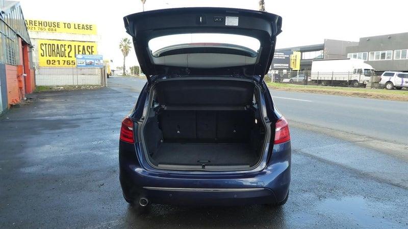 2015 BMW 218i ACTIVE TOURER LUXURY Carousel 11