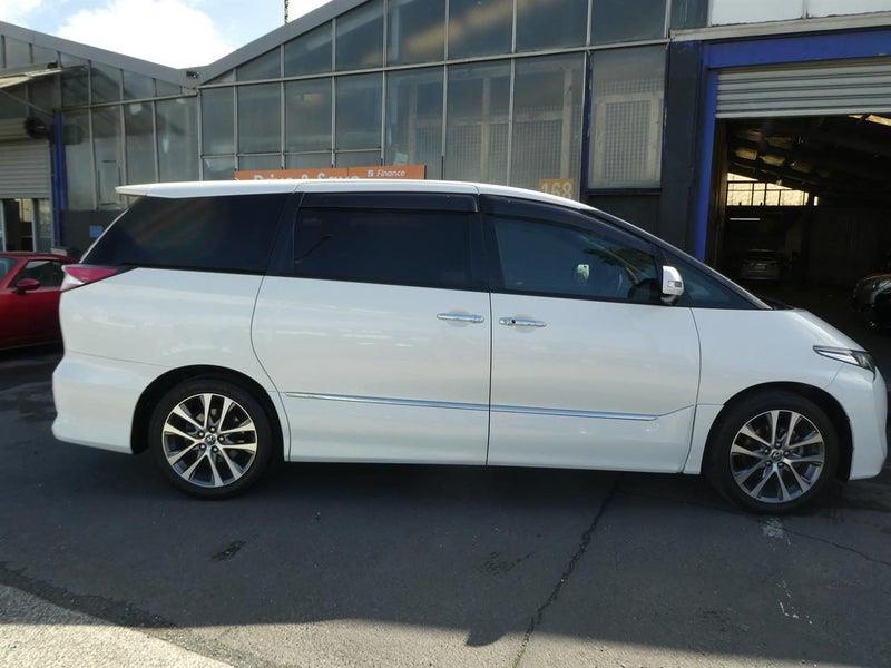 2017 Toyota Estima AERAS PREMIUM Carousel 1