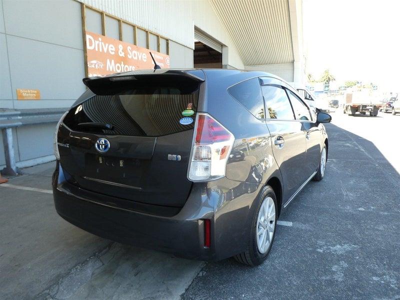 2017 Toyota Prius Alpha 7 Seater!Radar Cruise control! Carousel 2