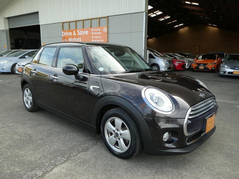 2015 MINI Cooper Carousel 1