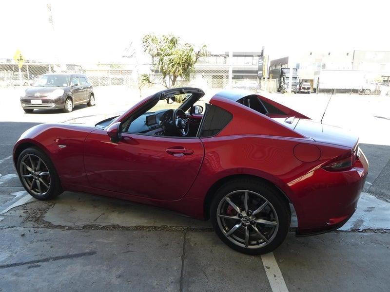 2018 Mazda Roadster RF VS Carousel 16