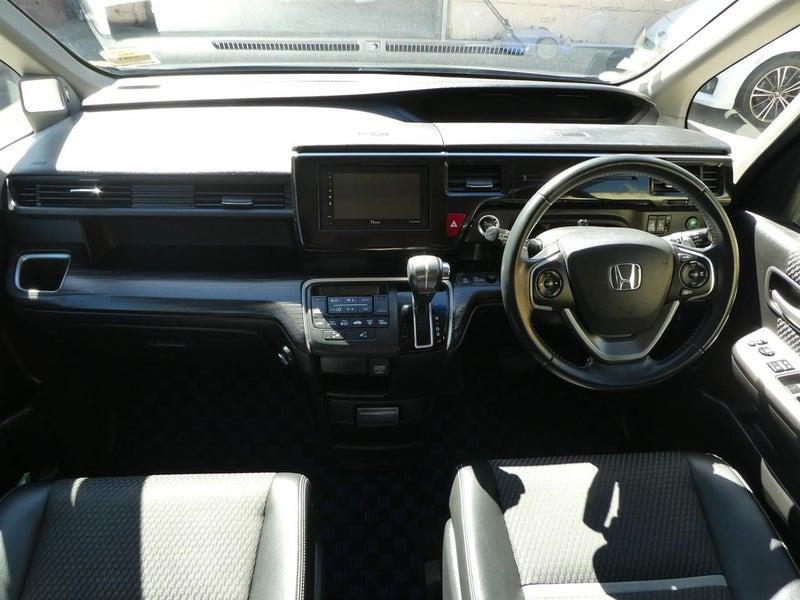 2016 Honda Step Wagon SPADA Carousel 16