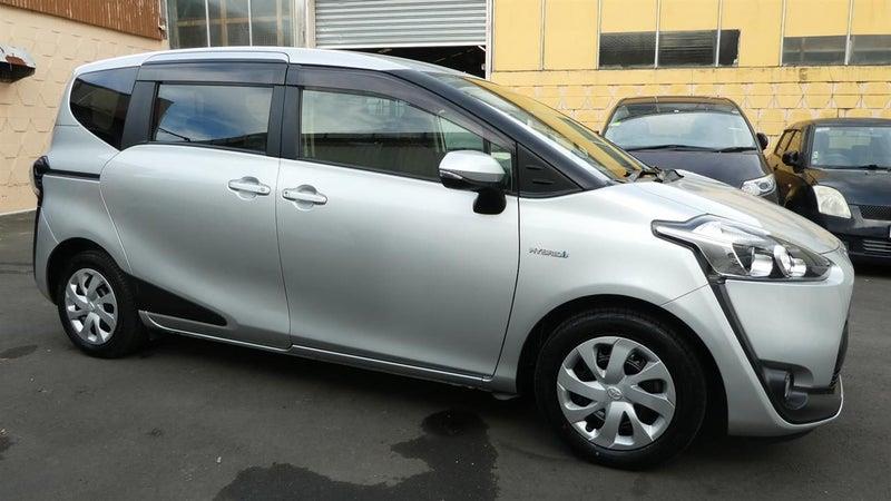 2017 Toyota Sienta Hybrid G 6 Seats!PUSH START! Carousel 1