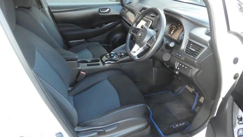 2021 Nissan Leaf S Carousel 10