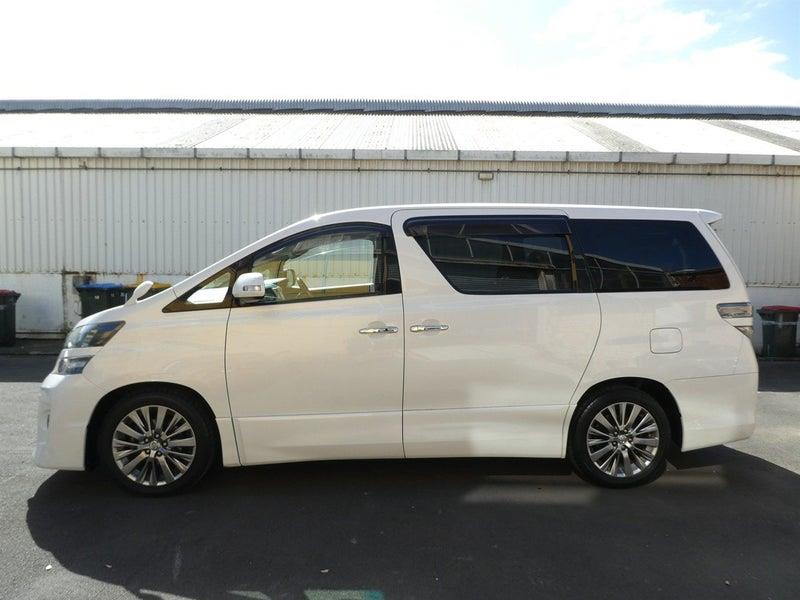 2014 Toyota Vellfire Z GOLDEN EYES II Carousel 6