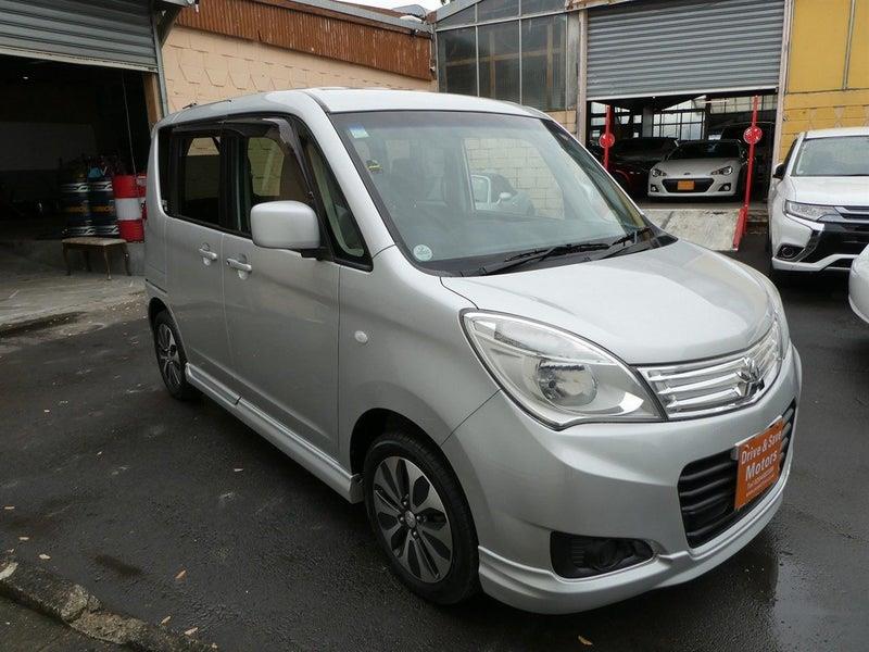 2014 Mitsubishi Delica D2 X