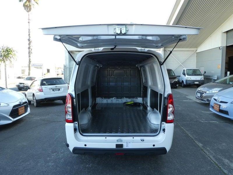 2026 Wuling Linxys G100-R Carousel 13