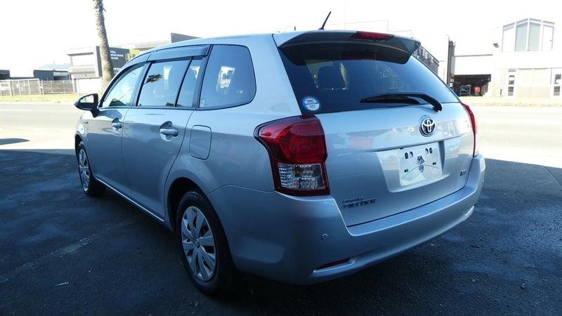 2013 Toyota Corolla FIELDER HYBRID Carousel 5