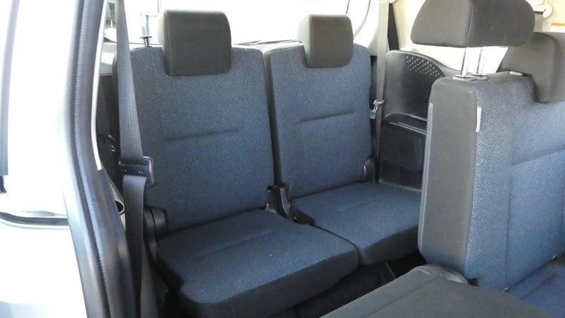2016 Toyota Sienta 7 seater Carousel 12