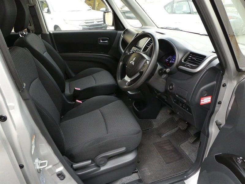 2014 Mitsubishi Delica D2 X Carousel 11