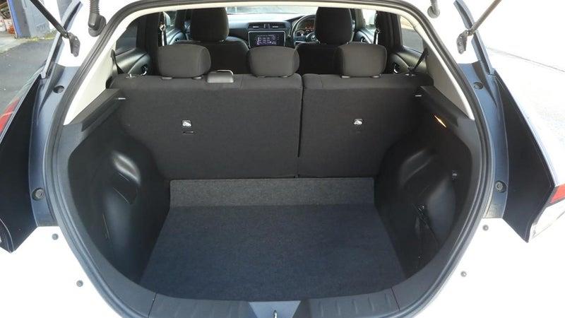 2021 Nissan Leaf S Carousel 14
