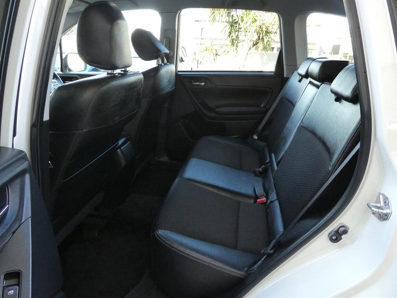 2014 Subaru Forester 2.0XT EYESIGHT Carousel 14