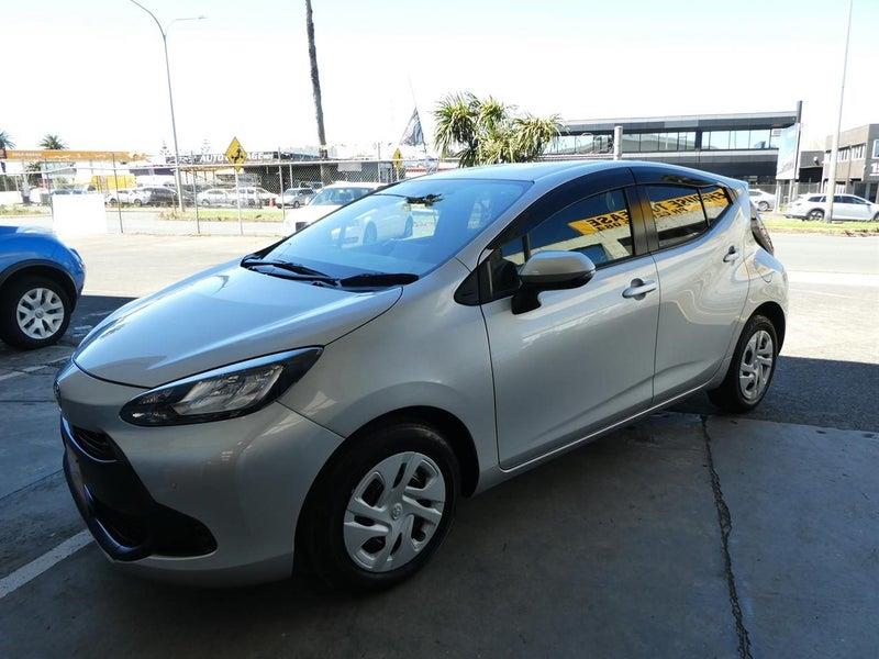 2021 Toyota Aqua S PUSH START Carousel 9