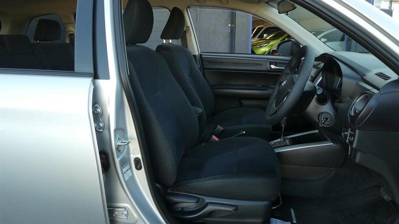 2013 Toyota Corolla FIELDER HYBRID Carousel 11