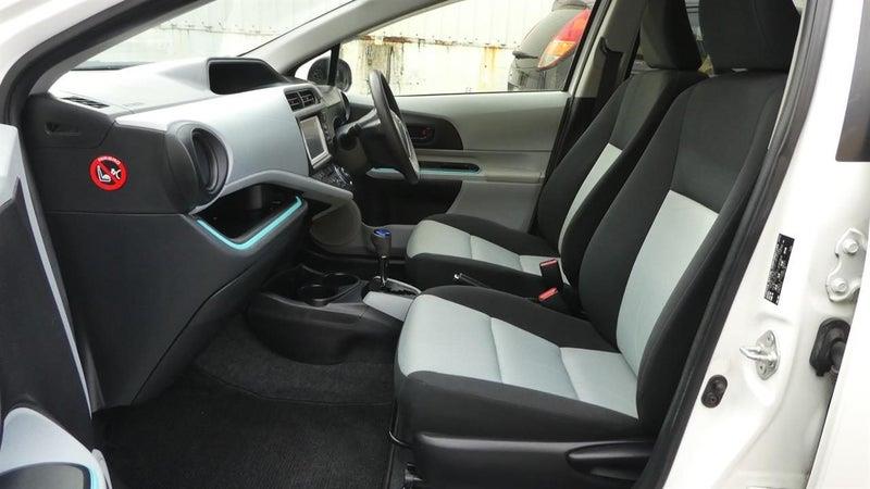 2013 Toyota Aqua S PUSH START Carousel 17