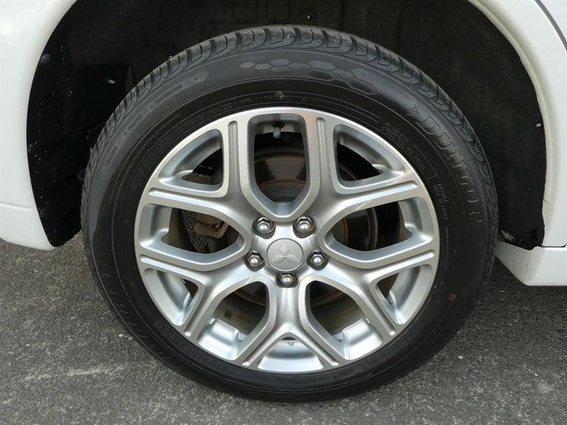 2013 Mitsubishi Outlander PHEV 2.0G PREMIUM PACKAGE Carousel 19