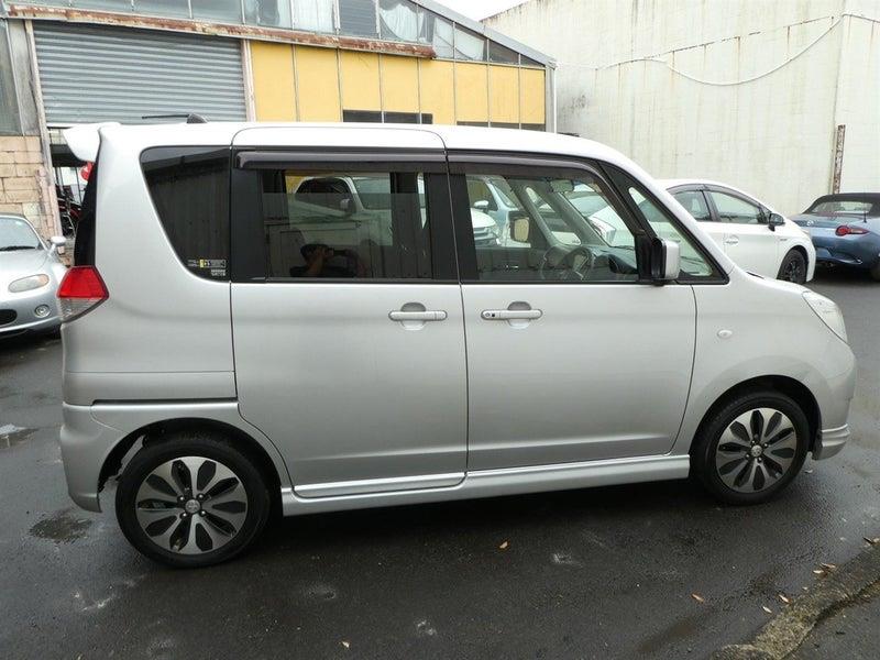 2014 Mitsubishi Delica D2 X Carousel 2