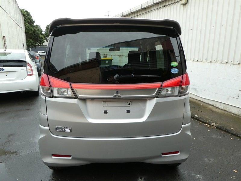 2014 Mitsubishi Delica D2 X Carousel 4