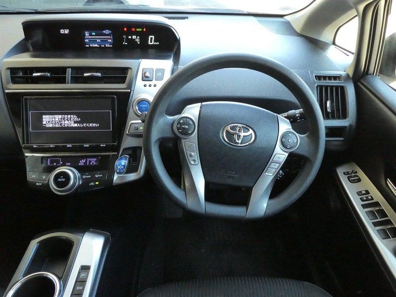 2017 Toyota Prius Alpha 7 Seater!Radar Cruise control! Carousel 17