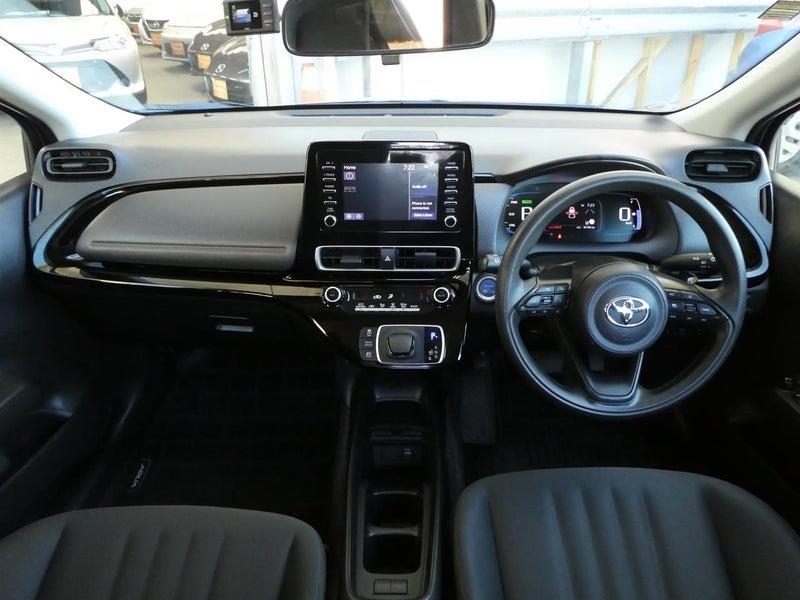 2021 Toyota Aqua S PUSH START Carousel 17