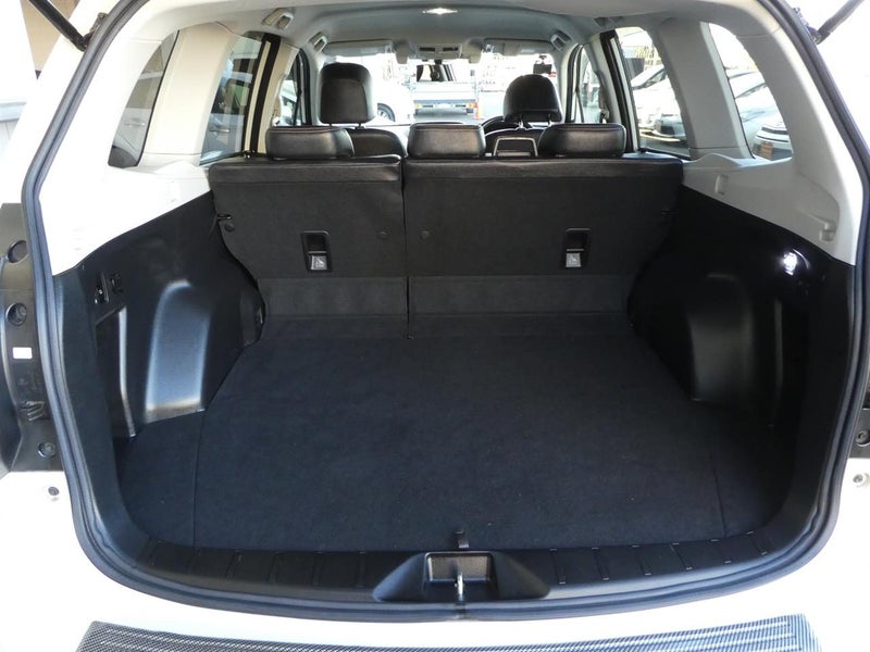 2014 Subaru Forester 2.0XT EYESIGHT Carousel 13