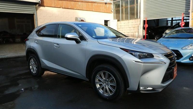 2016 Lexus NX 300h Carousel 1