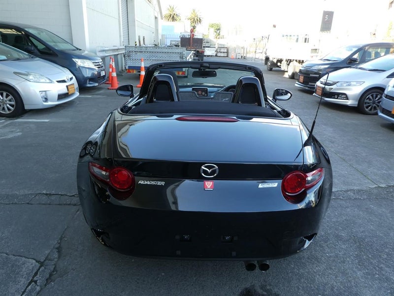 2016 Mazda Roadster S SPECIAL PACKAGE Carousel 13