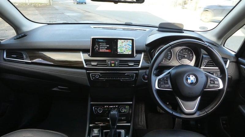 2015 BMW 218i ACTIVE TOURER LUXURY Carousel 15