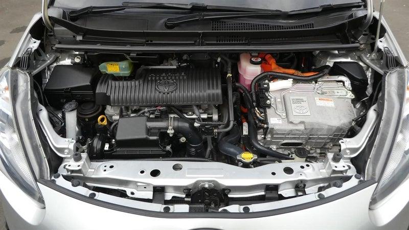 2017 Toyota Sienta Hybrid G 6 Seats!PUSH START! Carousel 19
