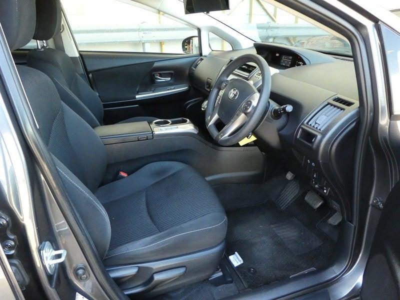 2017 Toyota Prius Alpha 7 Seater!Radar Cruise control! Carousel 10