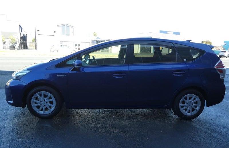 2017 Toyota Prius ALPHA S Carousel 6