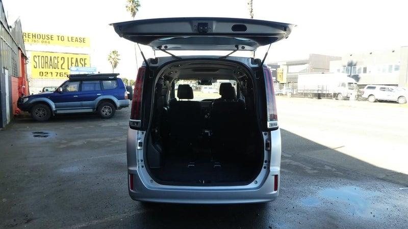 2021 Toyota Noah HYBRID 7 SEATER Carousel 15