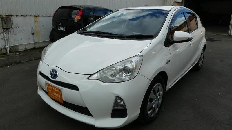 2013 Toyota Aqua S PUSH START Carousel 7