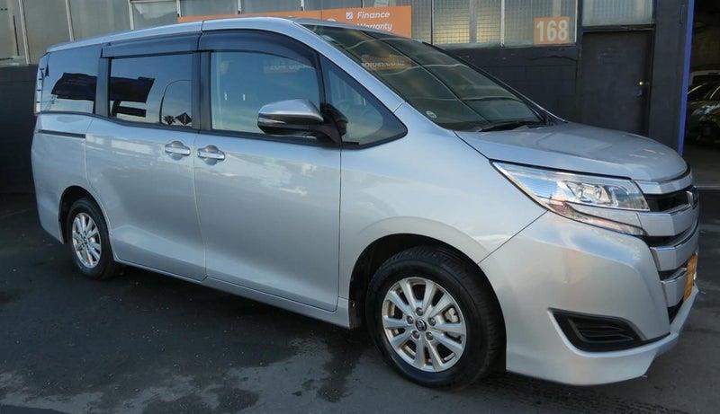 2021 Toyota Noah HYBRID 7 SEATER Carousel 1