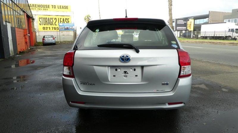 2015 Toyota Corolla FIELDER HYBRID Carousel 4