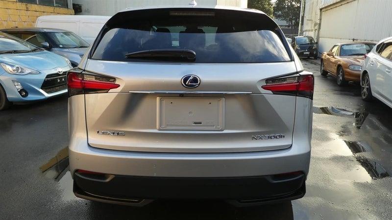 2016 Lexus NX 300h Carousel 4