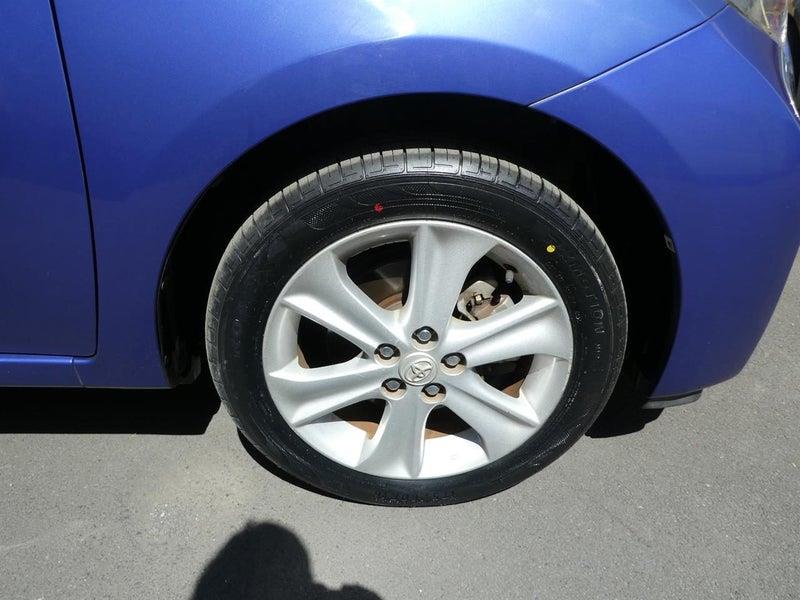 2015 Toyota Ractis G Carousel 9
