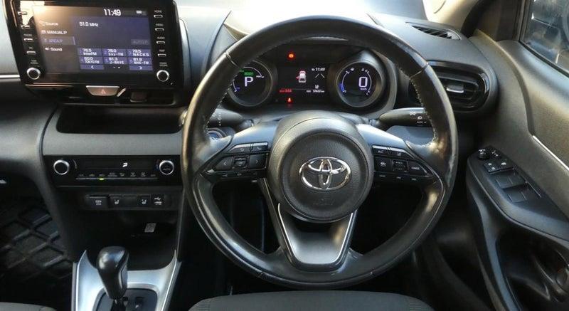 2021 Toyota Yaris Cross Carousel 16