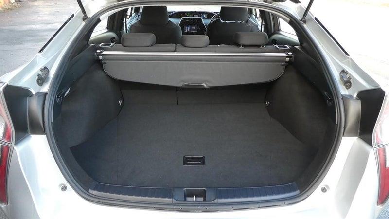 2018 Toyota Prius S model Carousel 11