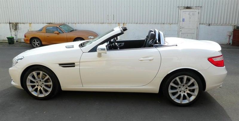 2014 Mercedes-Benz SLK 200 Carousel 11
