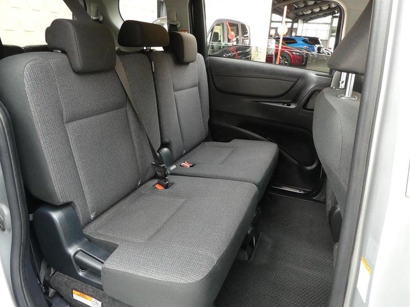 2020 Toyota Sienta HYBRID X Carousel 11