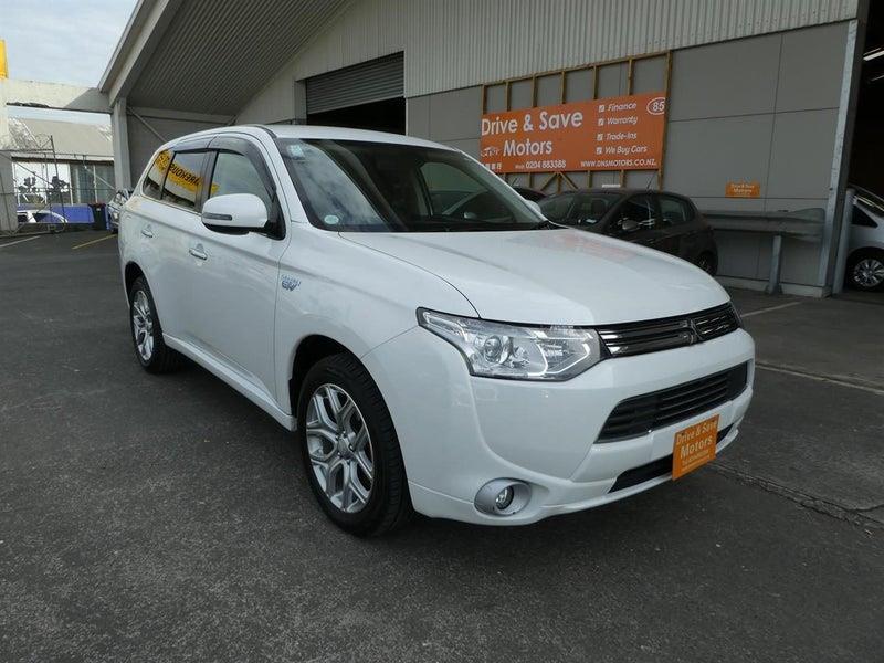 2013 Mitsubishi Outlander PHEV 2.0G PREMIUM PACKAGE
