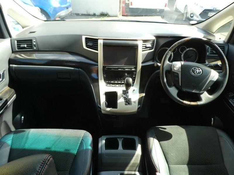 2014 Toyota Vellfire Z GOLDEN EYES II Carousel 17