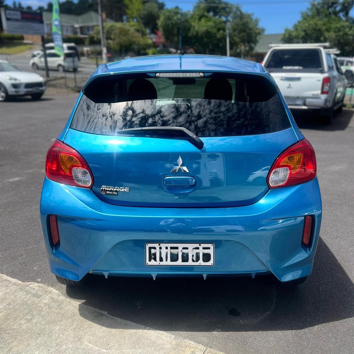2022 Mitsubishi Mirage XLS 1.2P/CVT Carousel 4