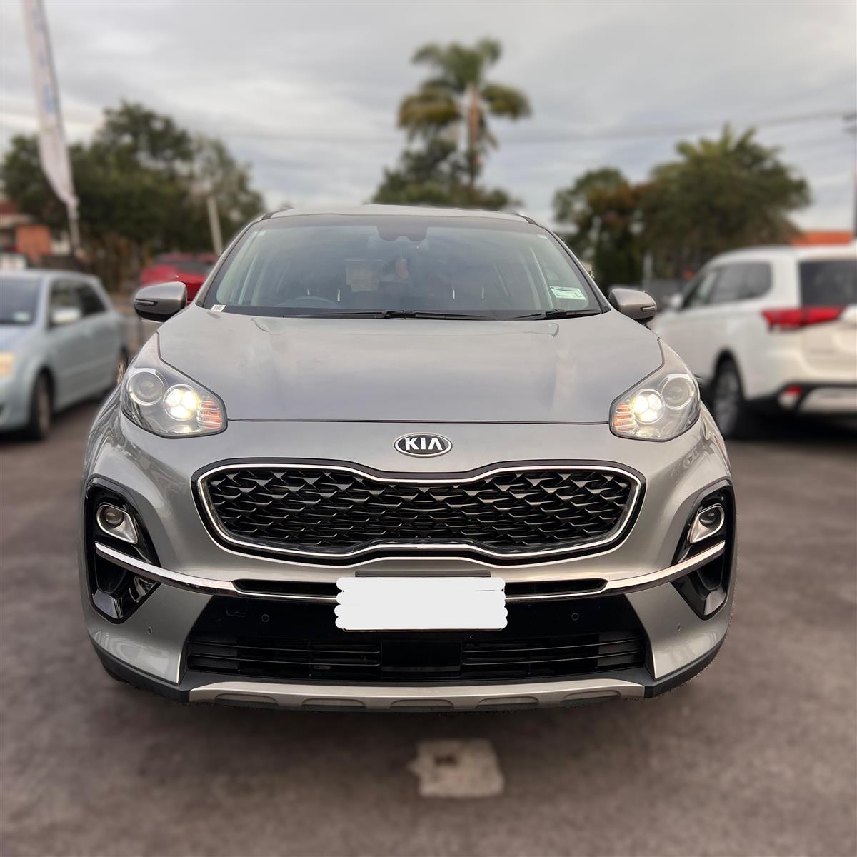 2019 Kia Sportage EX 2.4P/4WD/6AT Carousel 1
